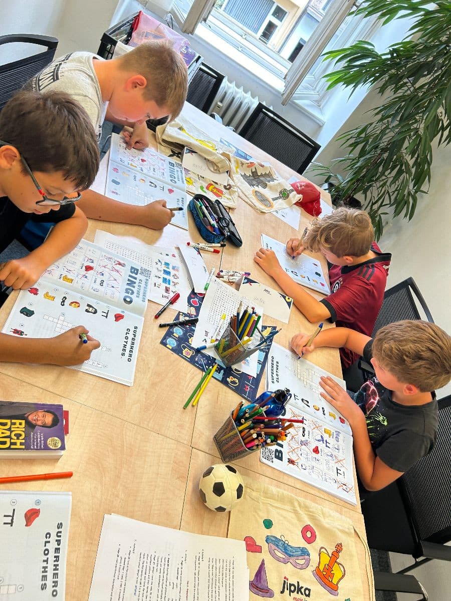 Letní příměstský tábor s angličtinou pro děti 7–10 let - fotka 3