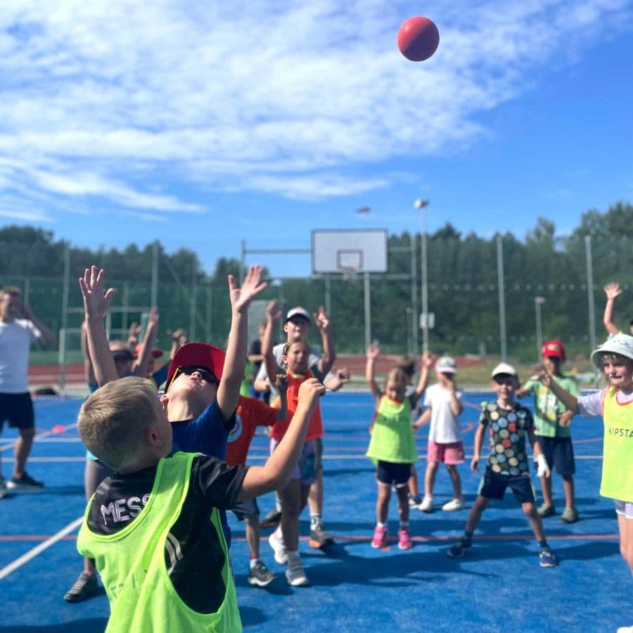 Sportovní příměstský tábor FitKid v Kyjích (Praha 14) - fotka 3