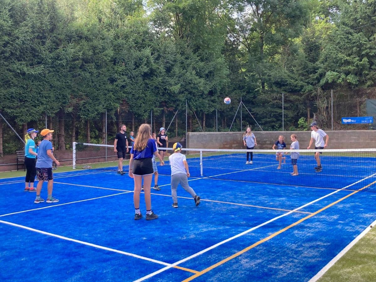 Chatový tábor Heroltice - KRIMINÁLKA HEROLTICE: BRATŘI VE STÍNU